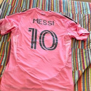 Messi Adidas jersey size medium, slim fit player exclusive authentic new tags